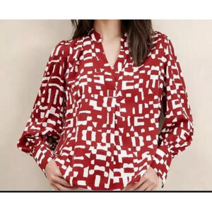 Size XL Banana Republic Cranberry Red White Abstract V-neck Pull over Blouse